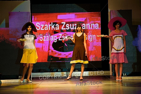 2009-04-24 Budapest Fashion Week, Szarka Zsuzsanna